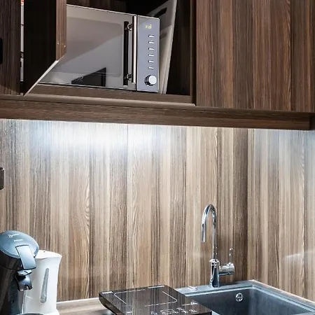 Nomad Serviced-apartments *