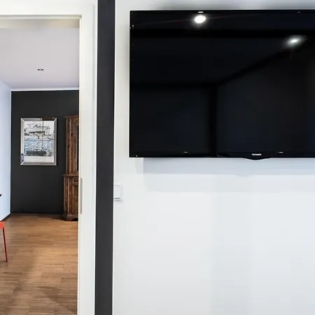 Aparthotel Nomad Serviced-apartments *