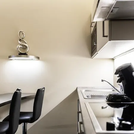 Nomad Serviced-apartments